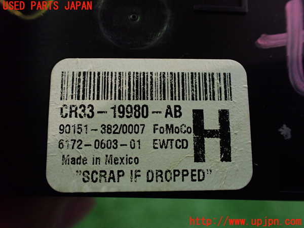 2UPJ-22066147]フォード・マスタング(05-14) V6 コンバーチブル(不明)コンピューター2 【左ハンドル車】 中古_m0004.jpg