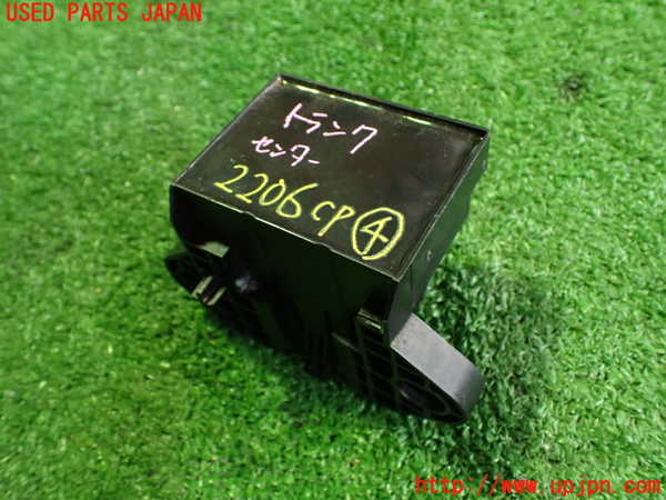 5UPJ-22066149]フォード・マスタング(05-14) V6 コンバーチブル(不明)コンピューター4 【左ハンドル車】 中古_m0001.jpg