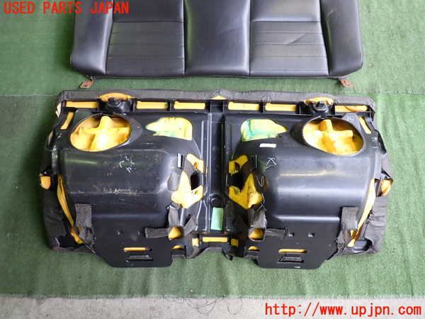 2UPJ-22067385]フォード・マスタング(05-14) V6 コンバーチブル(不明)リアシート 【左ハンドル車】 中古_m0003.jpg