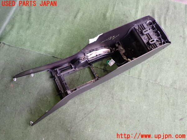 2UPJ-22067540]フォード・マスタング(05-14) V6 コンバーチブル(不明)センターコンソール 【左ハンドル車】 中古_m0005.jpg