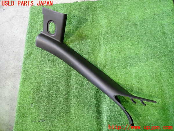 5UPJ-22067660]フォード・マスタング(05-14) V6 コンバーチブル(不明)左フロントピラートリム 【左ハンドル車】 中古_m0001.jpg