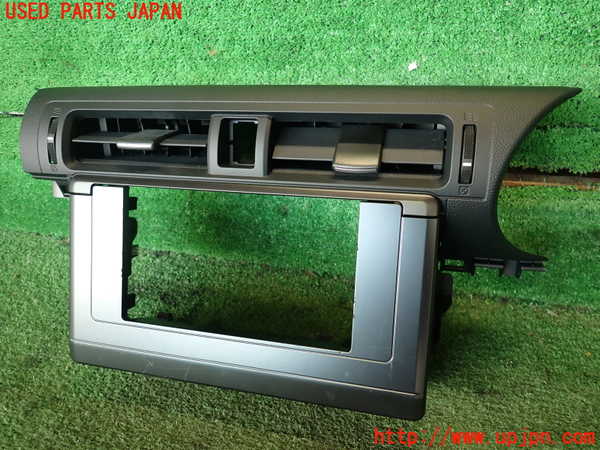 2UPJ-22077526]BRZ(86)(ZD8)エアコン吹き出し口1  【ジャンク品】 (真中) 中古_m0001.jpg