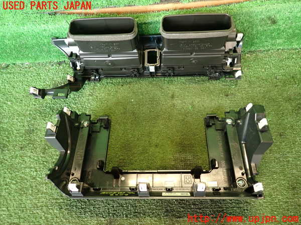 2UPJ-22077526]BRZ(86)(ZD8)エアコン吹き出し口1  【ジャンク品】 (真中) 中古_m0005.jpg