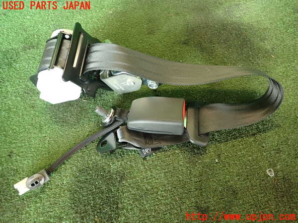 5UPJ-22077155]BRZ(86)(ZD8)右2列目シートベルト 中古_m0001.jpg