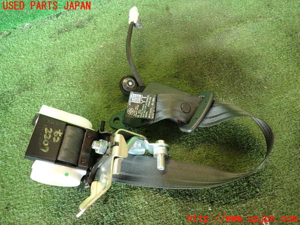 5UPJ-22077155]BRZ(86)(ZD8)右2列目シートベルト 中古_m0002.jpg