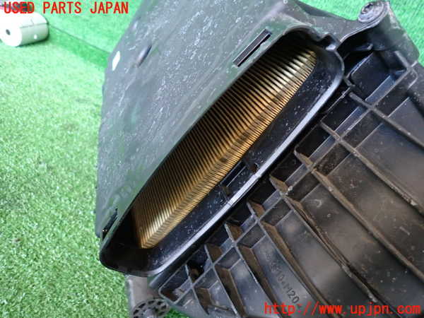 2UPJ-22082560]ベンツ E350 クーペ(207359)エアクリーナーボックス 中古 【C207】_m0003.jpg