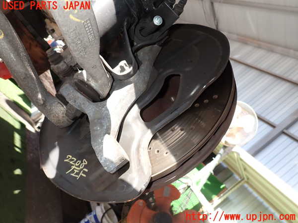 2UPJ-22084295]ベンツ E350 クーペ(207359)左フロントナックルハブ 中古 【C207】_m0001.jpg