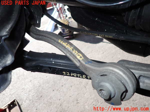 2UPJ-22085227]ベンツ E350 クーペ(207359)左リアロアアーム2 中古 【C207】_m0001.jpg