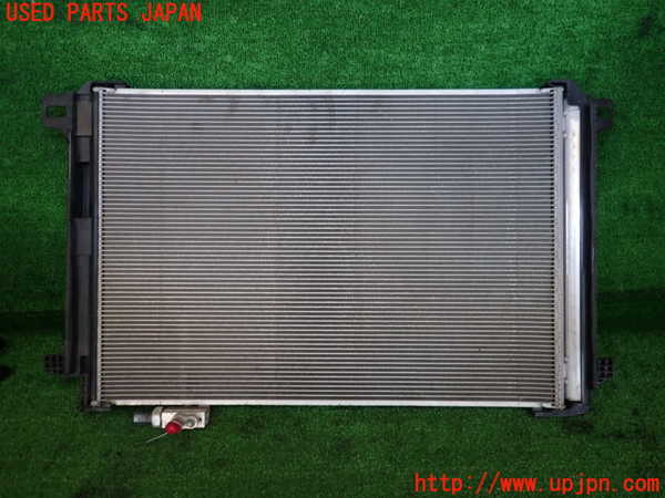 2UPJ-22086031]ベンツ E350 クーペ(207359)エアコンコンデンサー1 中古 【C207】_m0001.jpg