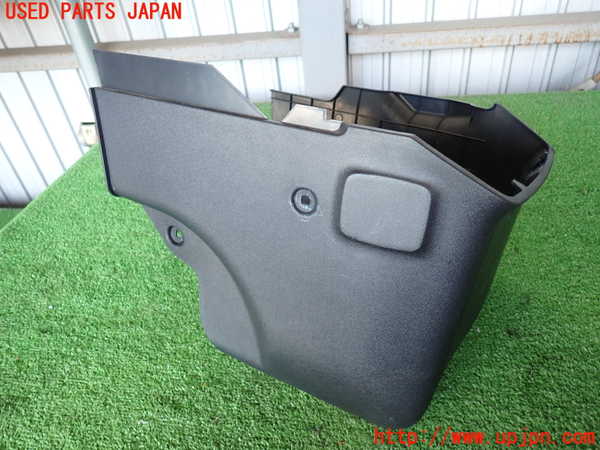 5UPJ-22107549]コルト ラリーアート バージョンR(Z27AG)コンソール 中古_m0002.jpg