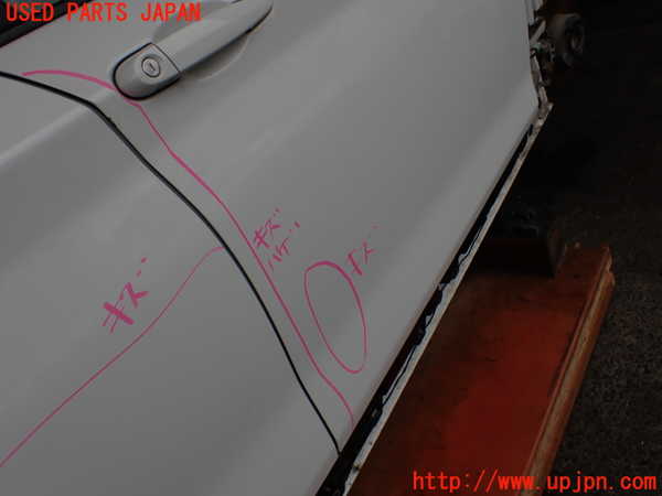 2UPJ-22111230]BMW 118i(1R15)右前ドア (43R-001735) 中古 【F20】_m0002.jpg