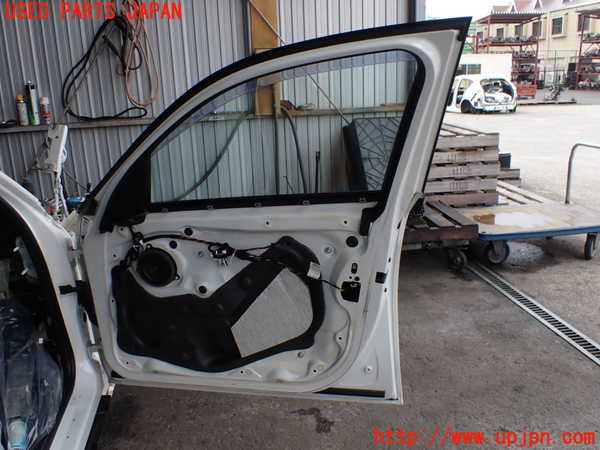 2UPJ-22111230]BMW 118i(1R15)右前ドア (43R-001735) 中古 【F20】_m0004.jpg