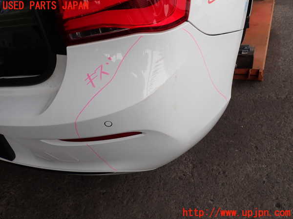 2UPJ-22111610]BMW 118i(1R15)リアバンパー 中古 【F20】_m0002.jpg