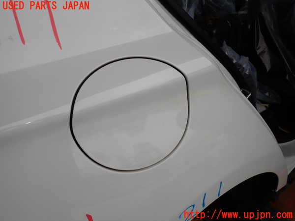 2UPJ-22111690]BMW 118i(1R15)フューエルリッド 中古 【F20】_m0001.jpg