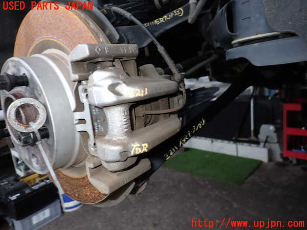 2UPJ-22114090]BMW 118i(1R15)右リアキャリパー 中古 【F20】_m0001.jpg