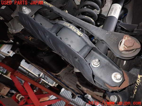 2UPJ-22115200]BMW 118i(1R15)右リアロアアーム1 中古 【F20】_m0001.jpg
