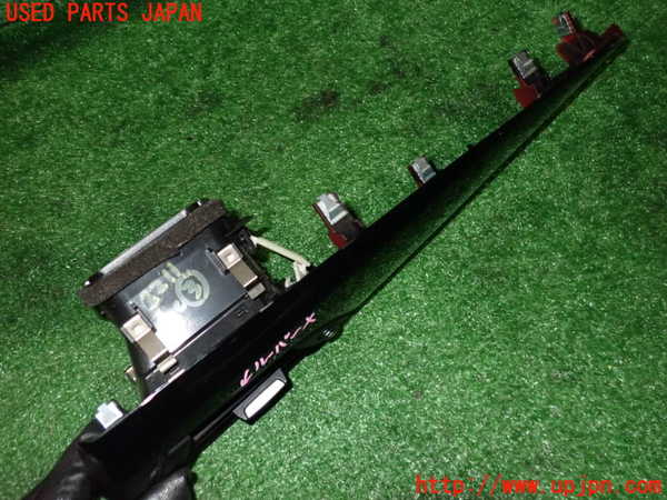 2UPJ-22117528]BMW 118i(1R15)エアコン吹き出し口3 (左) 中古 【F20】_m0003.jpg