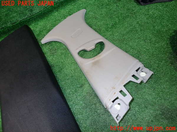 2UPJ-22117665]BMW 118i(1R15)右センターピラートリム 中古 【F20】_m0002.jpg