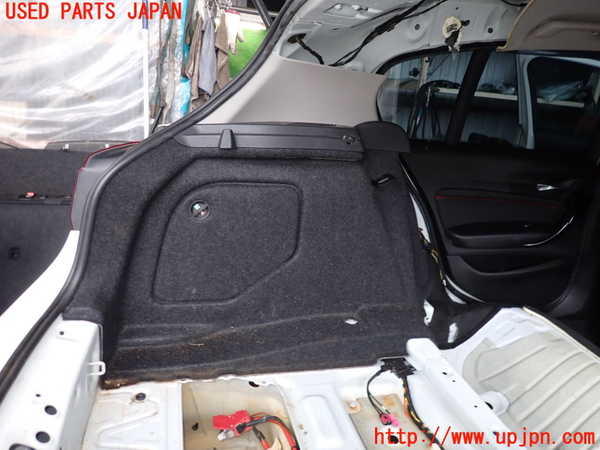 2UPJ-22117680]BMW 118i(1R15)左リアピラートリム 中古 【F20】_m0001.jpg