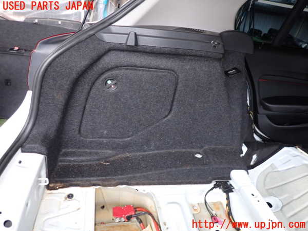 2UPJ-22117680]BMW 118i(1R15)左リアピラートリム 中古 【F20】_m0003.jpg