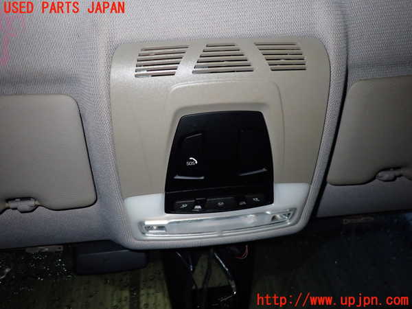 2UPJ-22116411]BMW 118i(1R15)ルームランプ1 (真中 1列目) 中古 【F20】_m0001.jpg