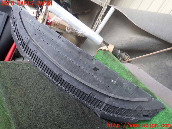 1UPJ-22121721]アウディ・A7 スポーツバック(4GCYPC)アンダーカバー1 中古_m0001.jpg