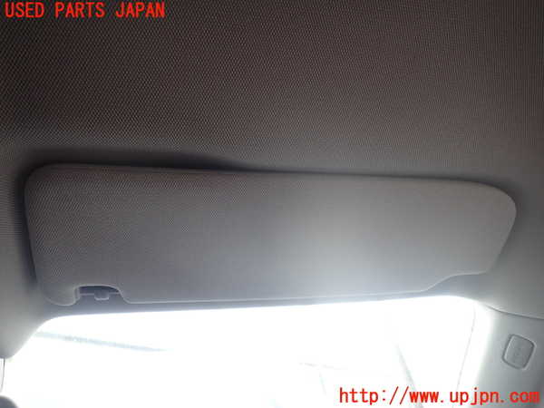 1UPJ-22127625]アウディ・A7 スポーツバック(4GCYPC)室内サンバイザー右側 中古_m0001.jpg