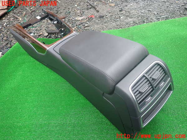 1UPJ-22127540]アウディ・A7 スポーツバック(4GCYPC)センターコンソール 中古_m0003.jpg