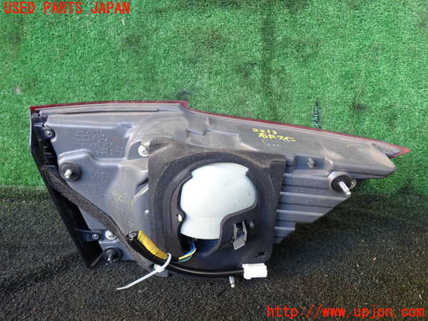 1UPJ-22131550]レクサス・LS600h(UVF45)右リアフィニッシャー 中古_m0002.jpg