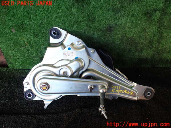 1UPJ-22131580]レクサス・LS600h(UVF45)バックリアゲートレギュレーター 中古_m0001.jpg