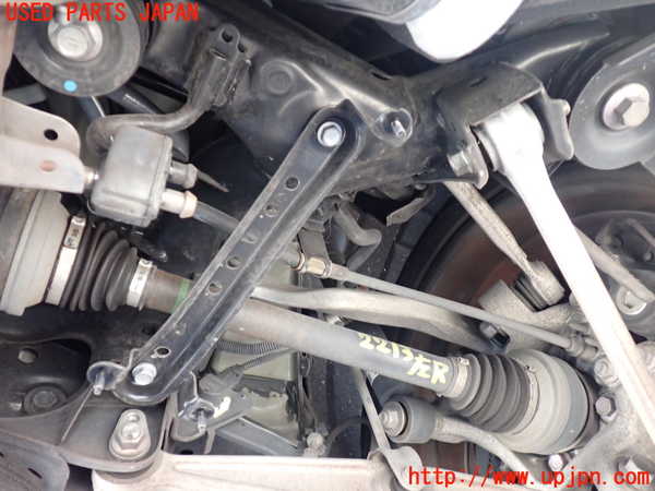 1UPJ-22135295]レクサス・LS600h(UVF45)リアメンバー 中古_m0003.jpg