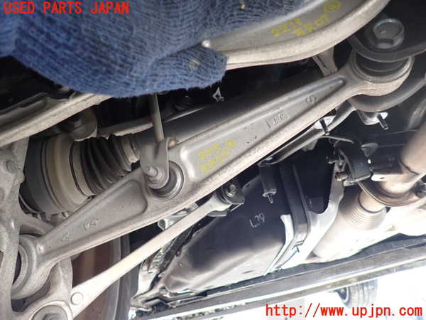 1UPJ-22135226]レクサス・LS600h(UVF45)左リアロアアーム1 中古_m0001.jpg