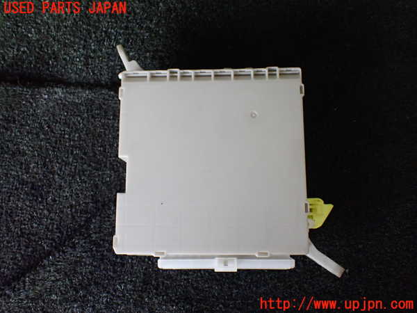 1UPJ-22136742]レクサス・LS600h(UVF45)ヒューズボックス2 中古_m0002.jpg
