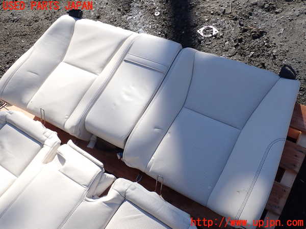 1UPJ-22137385]レクサス・LS600h(UVF45)リアシート 中古_m0002.jpg