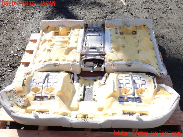 1UPJ-22137385]レクサス・LS600h(UVF45)リアシート 中古_m0005.jpg