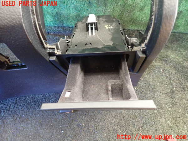 1UPJ-22137841]レクサス・LS600h(UVF45)小物入れ1 中古_m0002.jpg