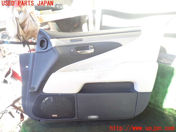 1UPJ-22131234]レクサス・LS600h(UVF45)右前ドア内張り 中古_m0001.jpg