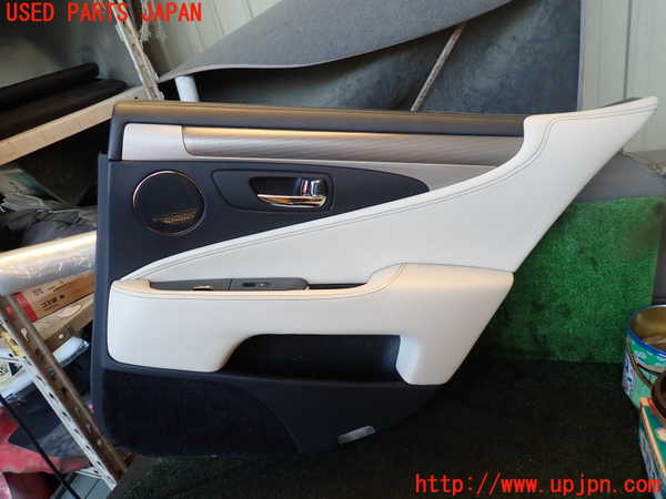 1UPJ-22131294]レクサス・LS600h(UVF45)右後ドア内張り 中古_m0001.jpg