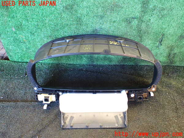1UPJ-22137510]レクサス・LS600h(UVF45)メーターフード 中古_m0004.jpg