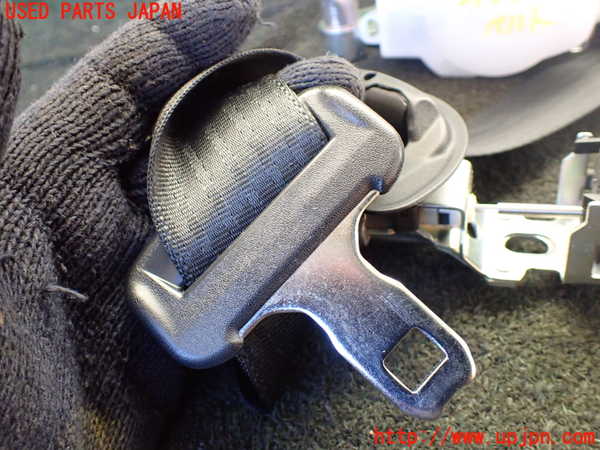 1UPJ-22137075]レクサス・LS600h(UVF45)助手席シートベルト 中古_m0002.jpg