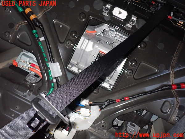 1UPJ-22137135]レクサス・LS600h(UVF45)真中2列目シートベルト 中古_m0001.jpg