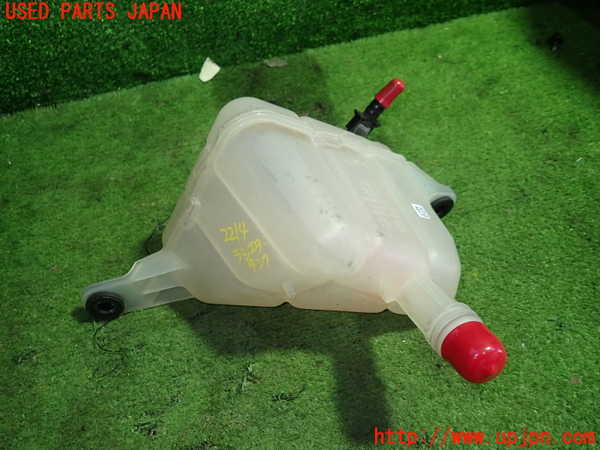 5UPJ-22142410]アルファロメオ・ジュリア(95220)ラジエータータンク 中古_m0002.jpg