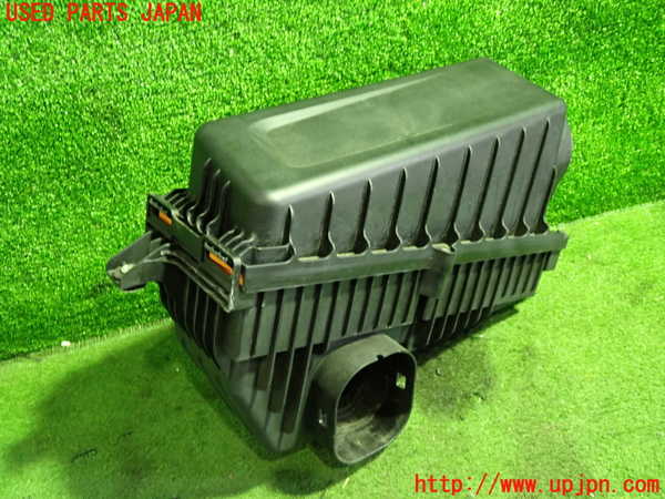 5UPJ-22142560]アルファロメオ・ジュリア(95220)エアクリーナーボックス 中古_m0001.jpg