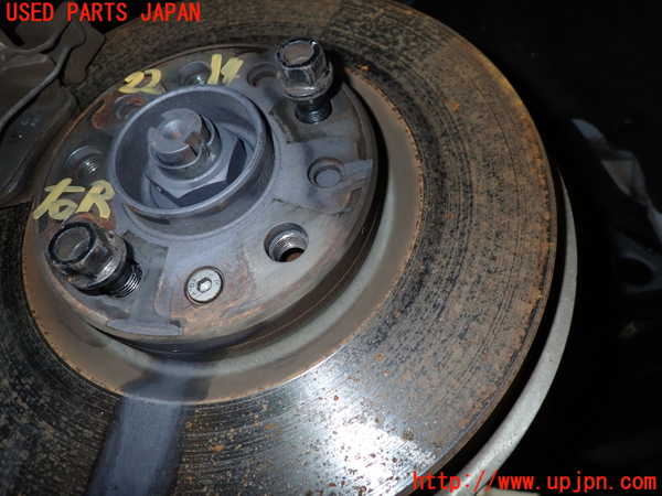 5UPJ-22144300]アルファロメオ・ジュリア(95220)右リアナックルハブ 中古_m0001.jpg
