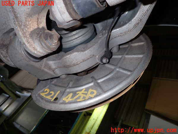 5UPJ-22144305]アルファロメオ・ジュリア(95220)左リアナックルハブ 中古_m0002.jpg