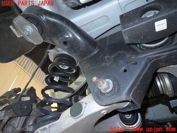 5UPJ-22145295]アルファロメオ・ジュリア(95220)リアメンバー 中古_m0003.jpg