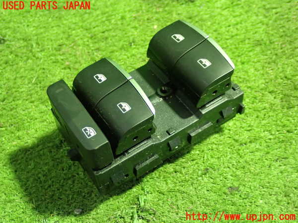 5UPJ-22146240]アルファロメオ・ジュリア(95220)右前パワーウィンドウスイッチ 中古_m0001.jpg
