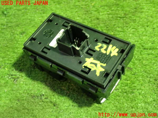 5UPJ-22146240]アルファロメオ・ジュリア(95220)右前パワーウィンドウスイッチ 中古_m0002.jpg