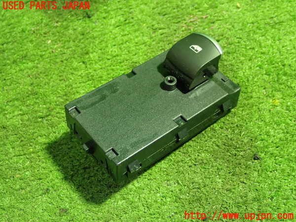 5UPJ-22146245]アルファロメオ・ジュリア(95220)左前パワーウィンドウスイッチ 中古_m0001.jpg