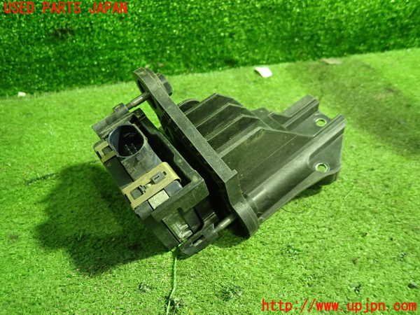 5UPJ-22146382]アルファロメオ・ジュリア(95220)センサー2 中古_m0001.jpg